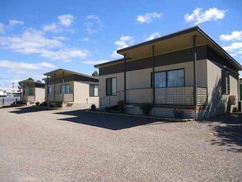 Oval Motel - Murray Bridge - Accommodation Brunswick Heads 0
