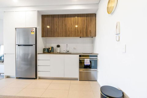 Parliamentary Triangle 1BR Apartment - Accommodation Brunswick Heads 2