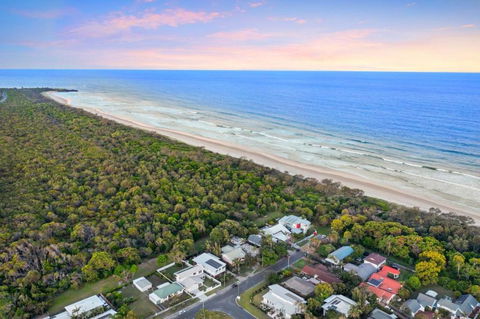 Pangkarra -Stunning Beach House - Family Friendly - Accommodation Brunswick Heads 0