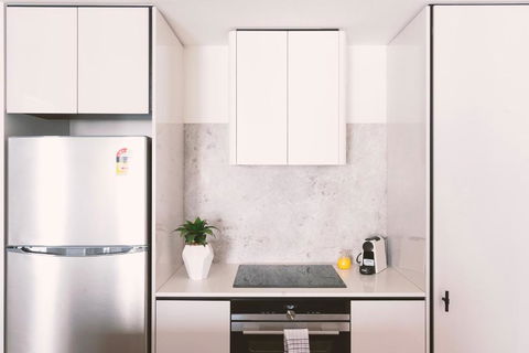 Patio Mt View 1BR Apt In CBD Near ANU And Museum With Free Parking And WiFi - Accommodation Brunswick Heads 2