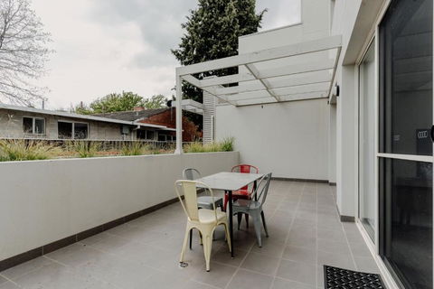Peaceful 1-Bed Apartment Close To Lonsdale St - Accommodation Brunswick Heads 3
