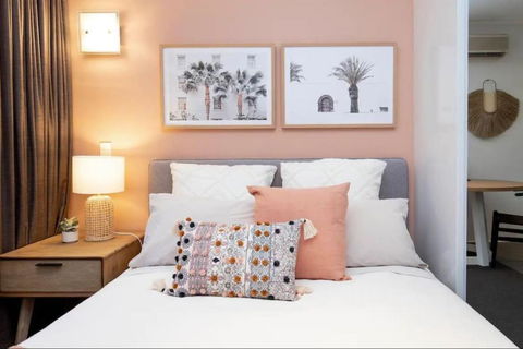 Peach On Sussex North Adelaide - Accommodation Brunswick Heads 0