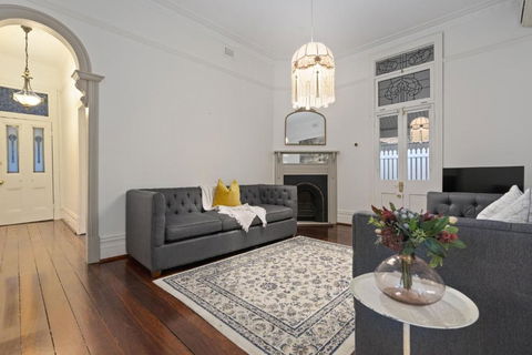Picture Perfect Create Timeless Treasures - Accommodation Brunswick Heads 3