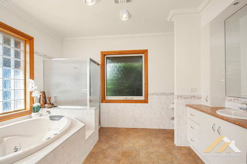 Perfect Entertainer-s Home With Pool - Accommodation Brunswick Heads 2