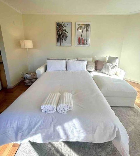 Perfect Manly Retreat, In The Heart Of Manly, Family & Couple Friendly Apartment With CAR SPOT - Accommodation Brunswick Heads 3