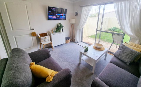 Queen Bed Apartment- No Sharing, Your Very Own Space - Accommodation Brunswick Heads 1