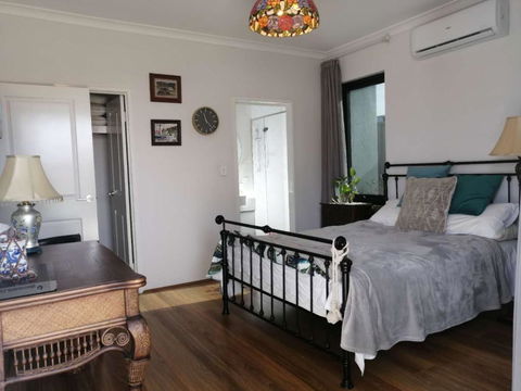 Private & Cosy! Master Bedroom In Perth With Garden View - Accommodation Brunswick Heads 2