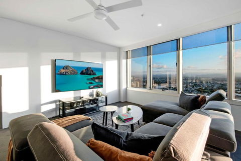 Q Tower Apartments In Surfers Paradise - From Level 3 - Self Contained & Privately Managed - Wow Stay - Accommodation Brunswick Heads 2