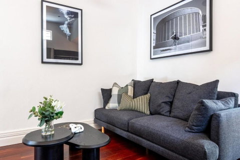 Prahran Timeless & Modern Haven, With Parking - Accommodation Brunswick Heads 1