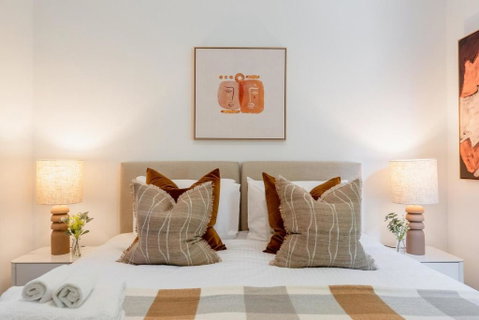 Prahran Timeless & Modern Haven, With Parking - Accommodation Brunswick Heads 3