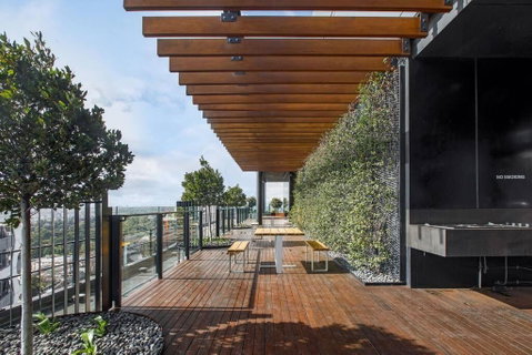 Premium Albert Park Grand Prix Apartment By Ready Set Host - Accommodation Brunswick Heads 3