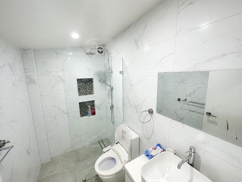 Private, Local Living Studio In Mascot, Airport - Accommodation Brunswick Heads 1