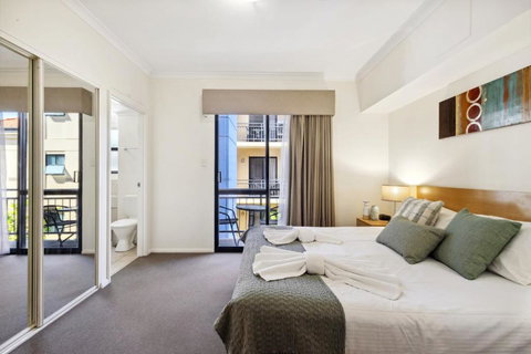 Prized Perth Retreat 1BDR - Accommodation Brunswick Heads 2