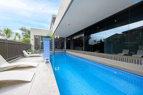 Putney Luxury & Waterview & Pool Near Olympic Park - Accommodation Brunswick Heads 0