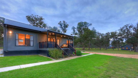 Quaffers On Storm King - Accommodation Brunswick Heads 0