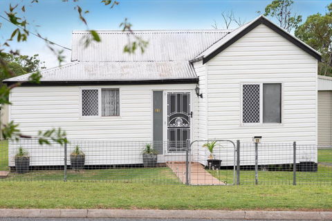 Quaint 2 Bedroom Fully Furnished Cottage - Accommodation Brunswick Heads 0