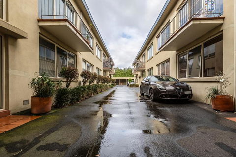 Quaint & Homey Ripponlea Flat - Accommodation Brunswick Heads 1