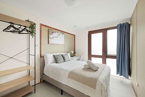 Quaint Double Room - Private Spot At Milperra - Shared Bathroom - Accommodation Brunswick Heads 0