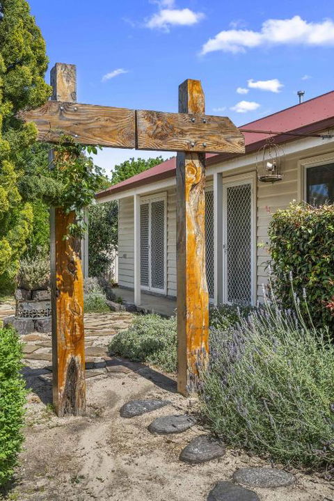 Quaint Garden Oasis With Free Parking - Accommodation Brunswick Heads 2