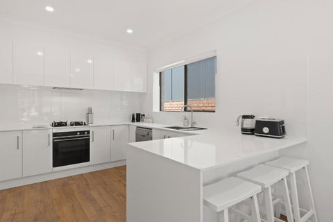 Quiet 2-Bed Retreat With Private Courtyard - Accommodation Brunswick Heads 1
