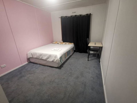 Quiet Room With Off Street Parking In Hobart - Accommodation Brunswick Heads 2
