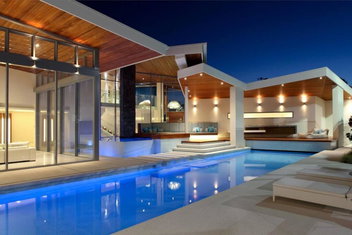 Racquet Retreat By Noosa Secret Destinations- Short Walk To Hastings Street with Accommodation Brunswick Heads