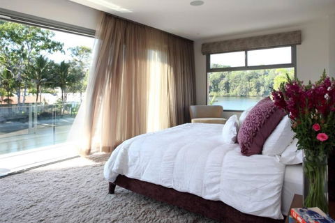 Racquet Retreat By Noosa Secret Destinations- Short Walk To Hastings Street - Accommodation Brunswick Heads 1