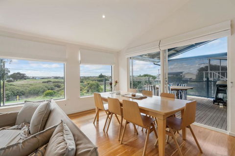 Range View House 23 Bristow Smith Ave Goolwa South-No Linen Included - Accommodation Brunswick Heads 3
