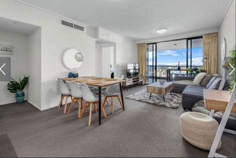 AU1 - Long Stay W Balcony RiverViews Fast WiFi - Accommodation Brunswick Heads 1