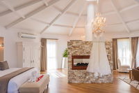 Book Upper Mudgeeraba Accommodation Vacations Accommodation Brunswick Heads Accommodation Brunswick Heads