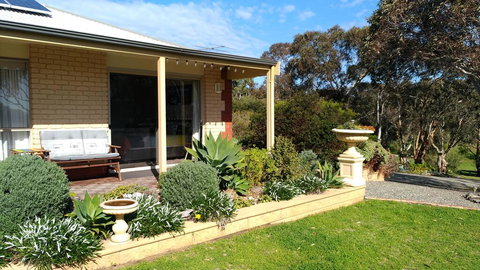 Austiny Bed And Breakfast Victor Harbor - Accommodation Brunswick Heads 1