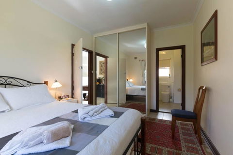 B9 Close To UWA, Swan River, Cafes And The New Children's Hospital - Accommodation Brunswick Heads 0