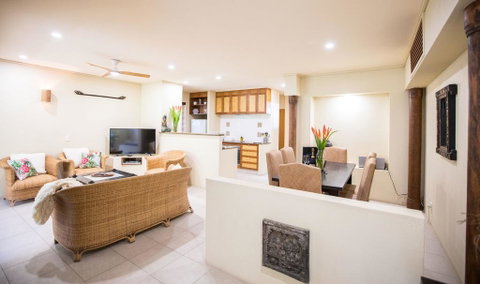 Bali Beach Villa - Port Douglas - Accommodation Brunswick Heads 2