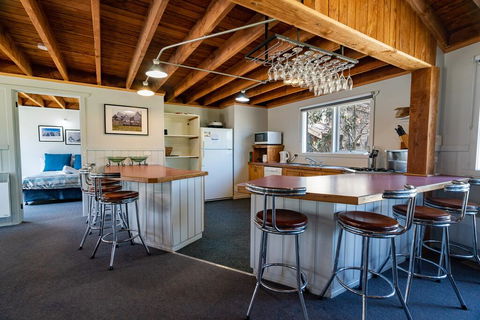 Banjo's Chalet, Alpine-getaways - Accommodation Brunswick Heads 2
