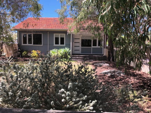 Barefoot Beach Cottage - Busselton - Accommodation Brunswick Heads 2