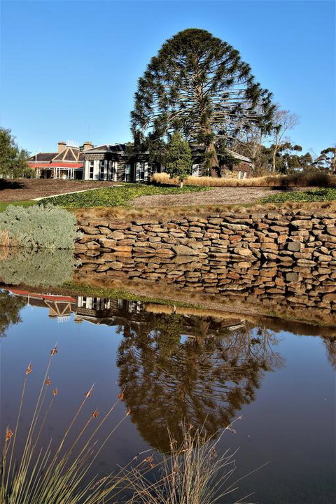 Barunah Plains Homestead - 10 Bedrooms - Sleeps 22 - Accommodation Brunswick Heads 3