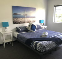 Base Brisbane Uptown - Accommodation Brunswick Heads