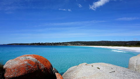 BAY OF FIRES BEACH SHACK Ocean Views From A Modern Beachhouse - Accommodation Brunswick Heads 3