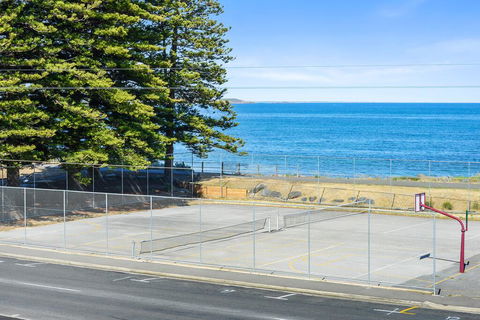 Bayline Beachfront Apartment No 4 - Accommodation Brunswick Heads 2