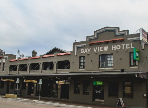 Bayview Hotel - Batemans Bay - Accommodation Brunswick Heads 0