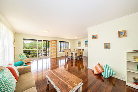 Beachfront At Bribie - Accommodation Brunswick Heads 0