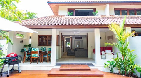 Beachfront Hideaway - Port Douglas - Accommodation Brunswick Heads 1