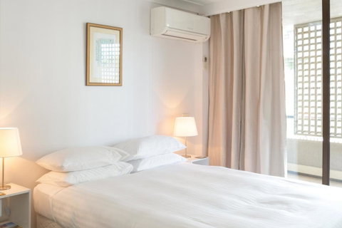 Beachfront Manly Apartment With Parking And Balcony - Accommodation Brunswick Heads 1