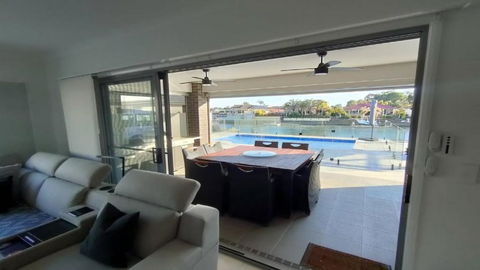 Relax Poolside By The Canal - Accommodation Brunswick Heads 0
