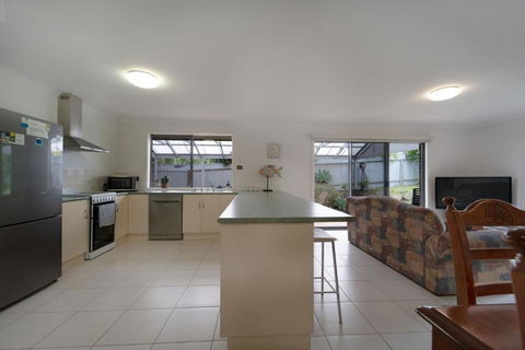 Relaxing Holiday Home Pets Are Welcome - Accommodation Brunswick Heads 2