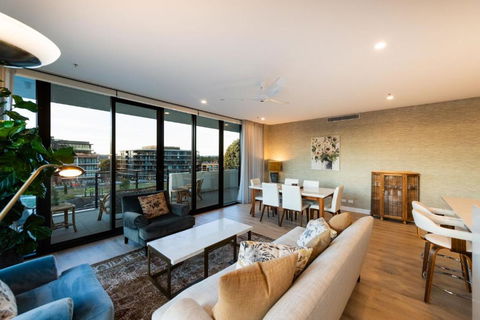 Renai 27 - 2 Bedroom Apt In Manuka - Accommodation Brunswick Heads 1