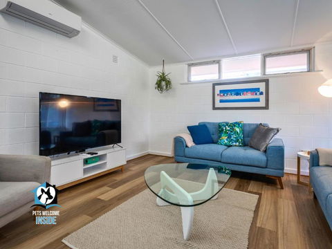Renovated 3BR One Street To Beach - Accommodation Brunswick Heads 0