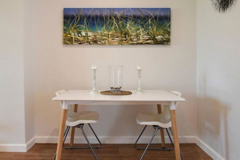 Resort-style Coastal Living With Balcony & Pool - Accommodation Brunswick Heads 2