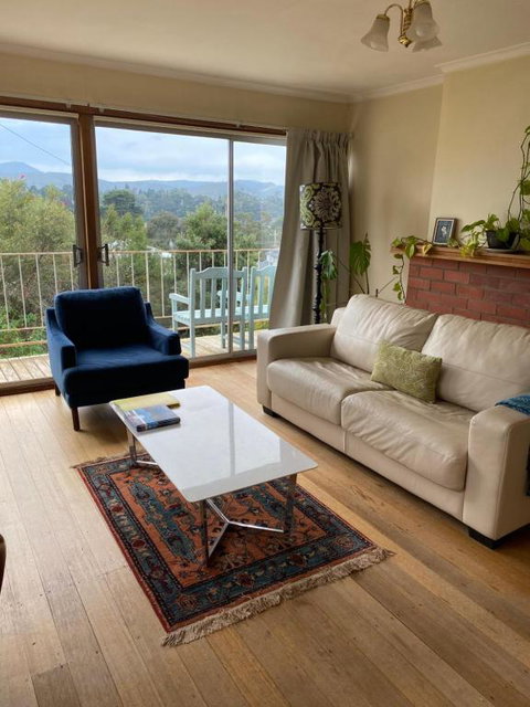 Retro Apartment Cornelian Bay - Water Views - Accommodation Brunswick Heads 0