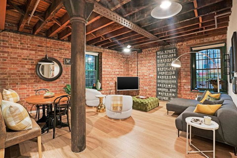 Retro Meets Industrial At Heritage Bond Store - Accommodation Brunswick Heads 0